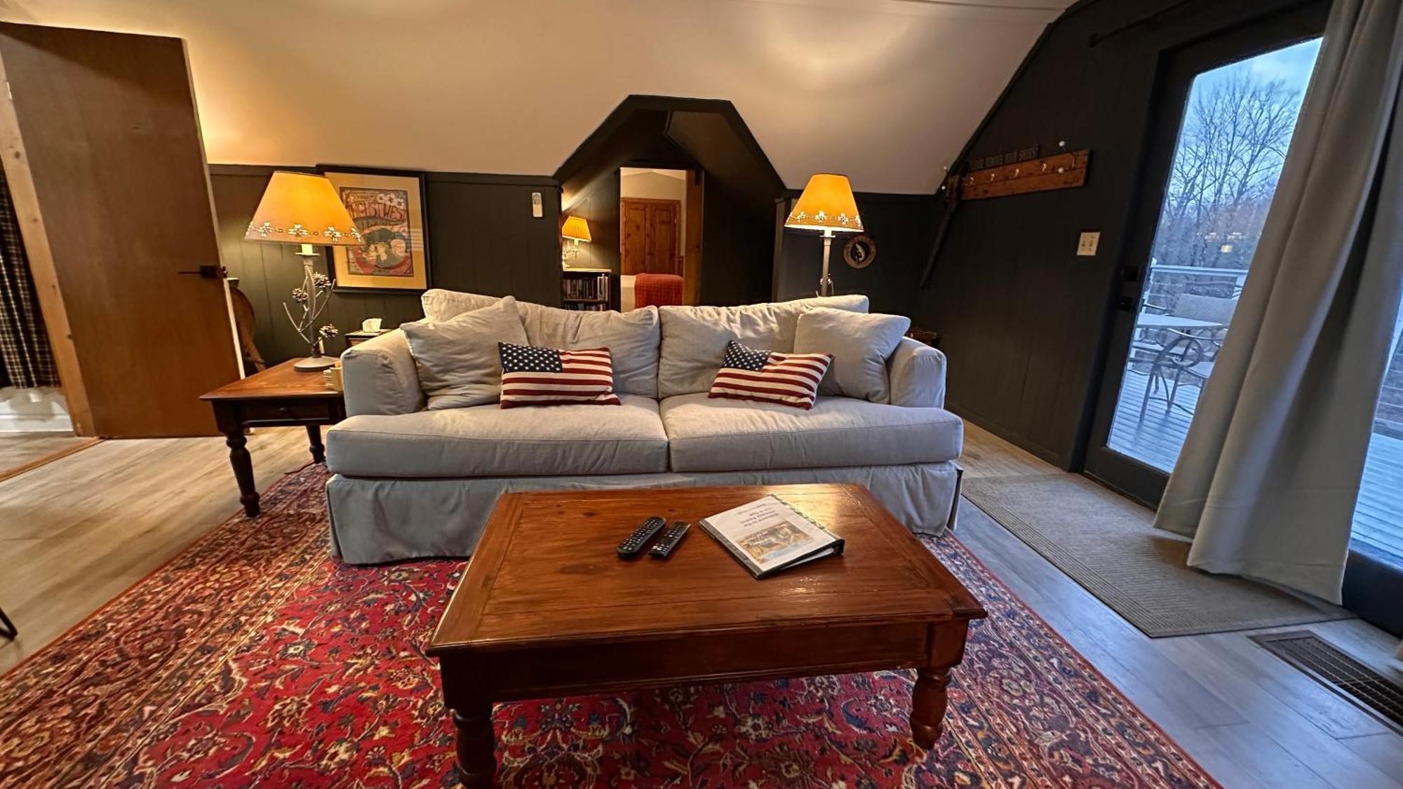 Phineas Swann Inn & Spa Montgomery Center Bagian luar foto